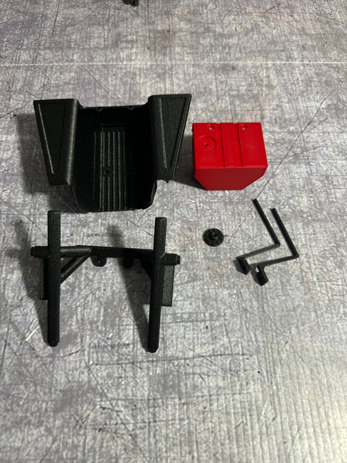 1Tenth- Drop Bed and fuel cell for Axial Capra