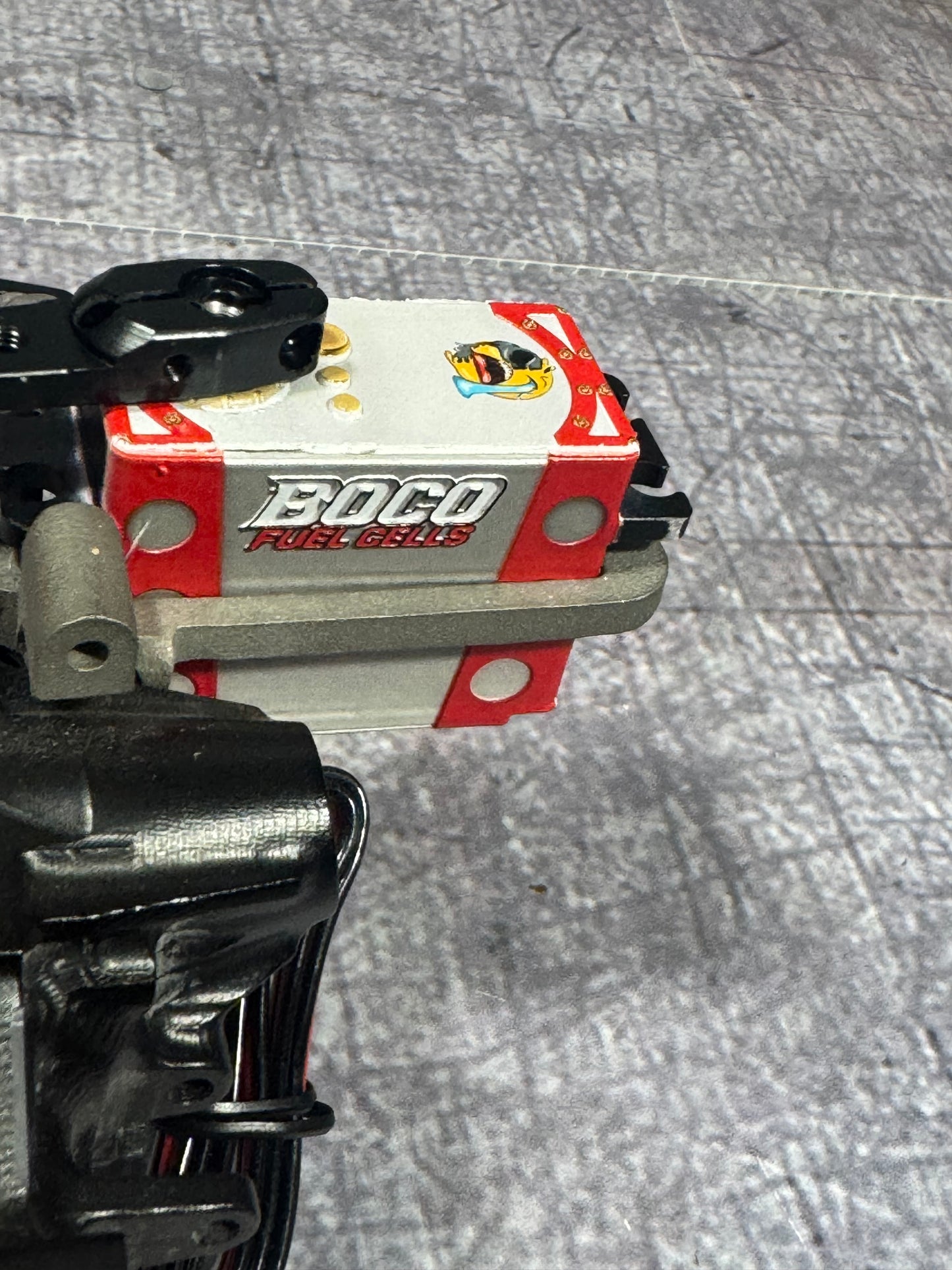 Fuel Cell - Lil Spinner 34KG 4S Direct Power Low Profile Servo