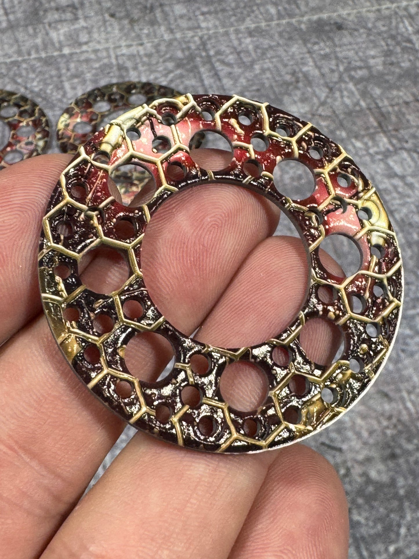1.9” Red Black and Gold beadlock Rings